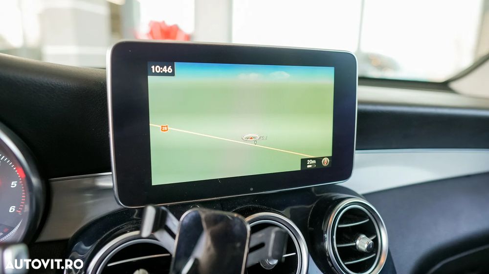 Mercedes-Benz GLC 250 d 4Matic 9G-TRONIC - 12