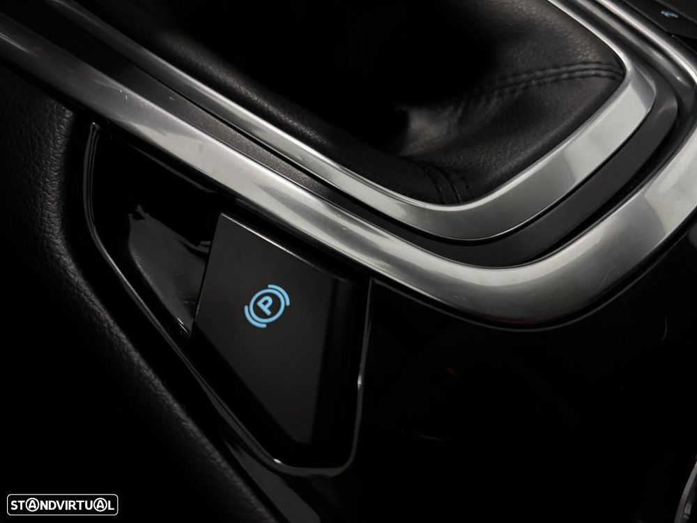 Ford S-Max 2.0 TDCi Titanium - 32