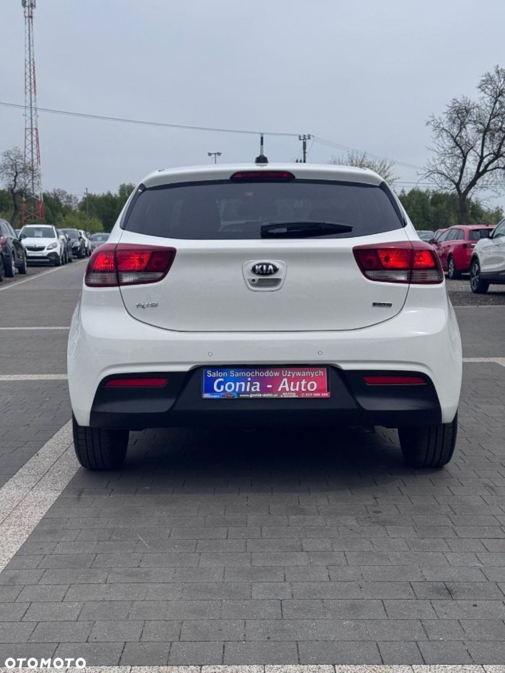 Kia Rio - 5