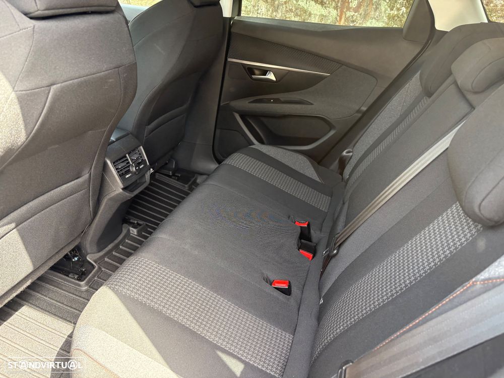Peugeot 3008 BlueHDi 130 Stop & Start EAT8 Allure - 8