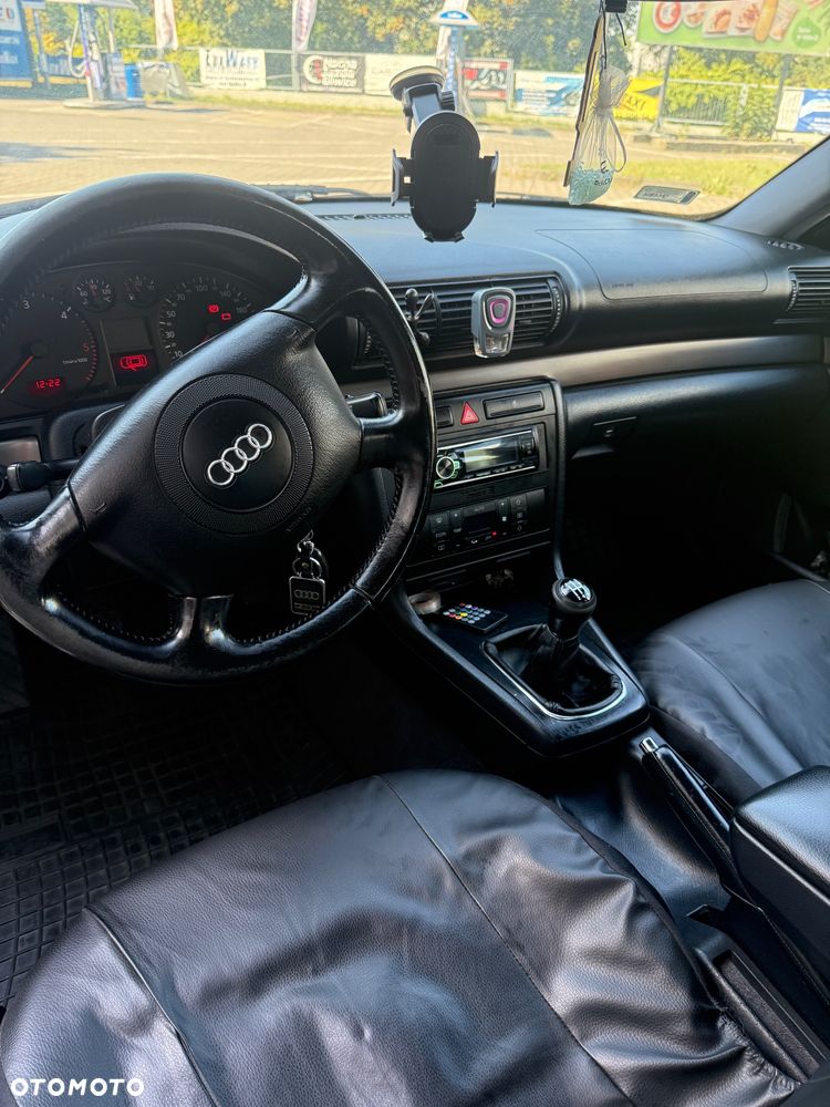 Audi A4 Limousine 1.9 TDI - 8