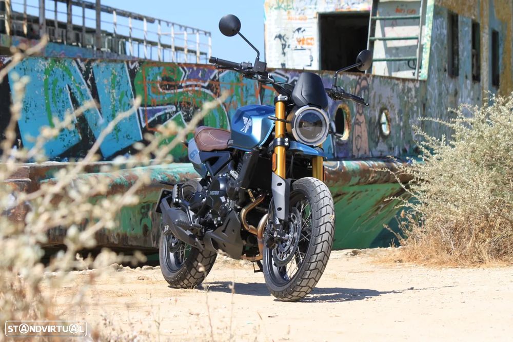 Moto Morini Seiemmezzo SCR - 1