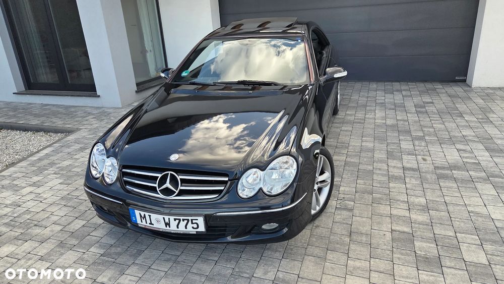 Mercedes-Benz CLK - 15