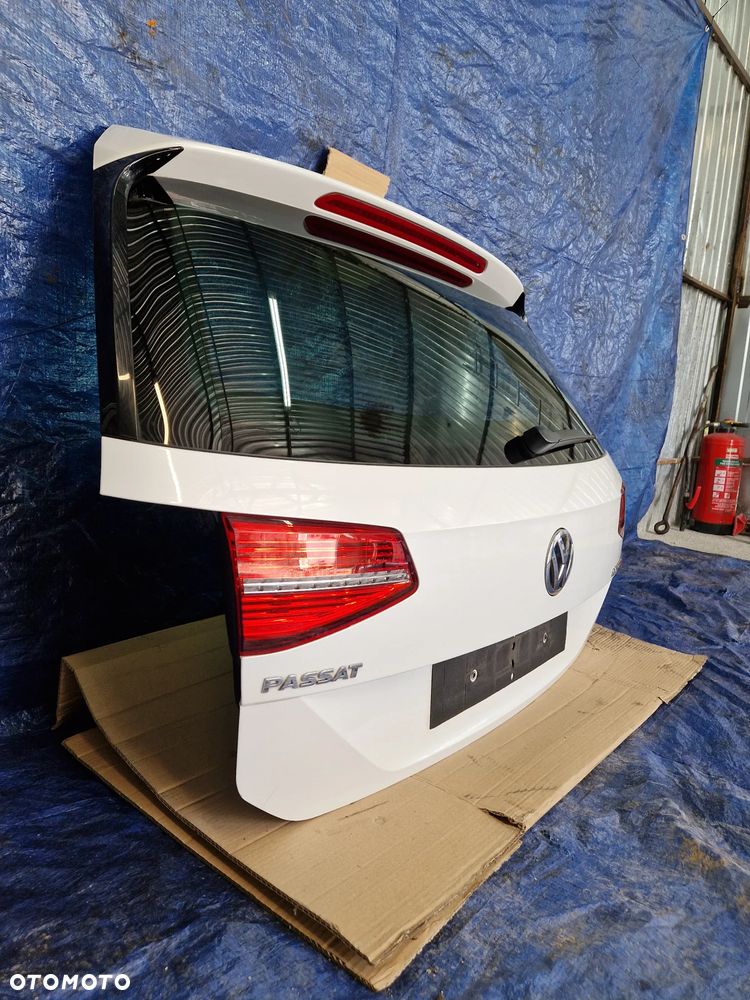 VW Passat B8 Kombi klapa tylna L0K1 biała perła kompletna - 3