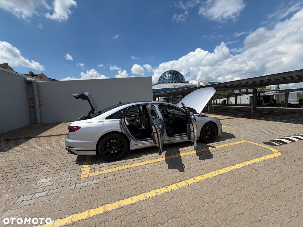 Audi S8 TFSI quattro tiptronic - 33