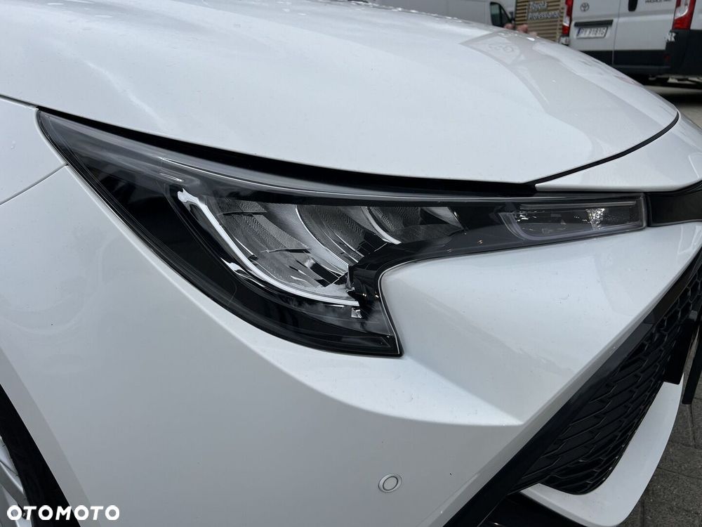 Toyota Corolla 1.8 Hybrid Comfort - 29