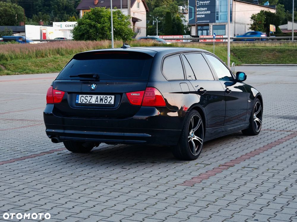 BMW Seria 3 318d - 4
