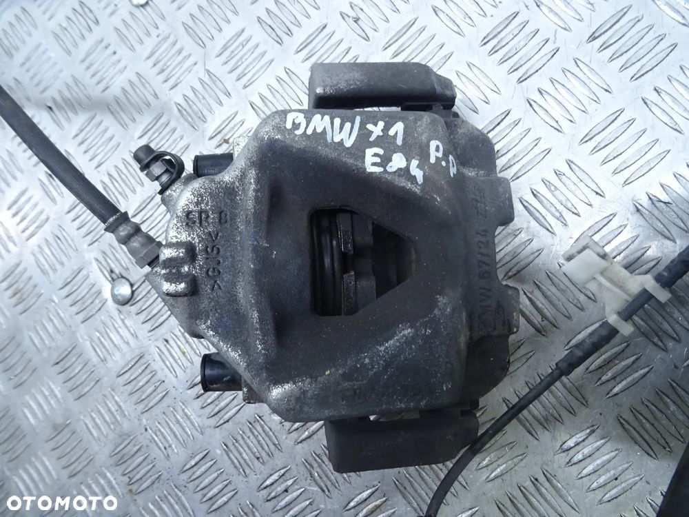 BMW X1 E84 LIFT 12-15 18I ZACISK PRZÓD LEWY PRAWY - 6