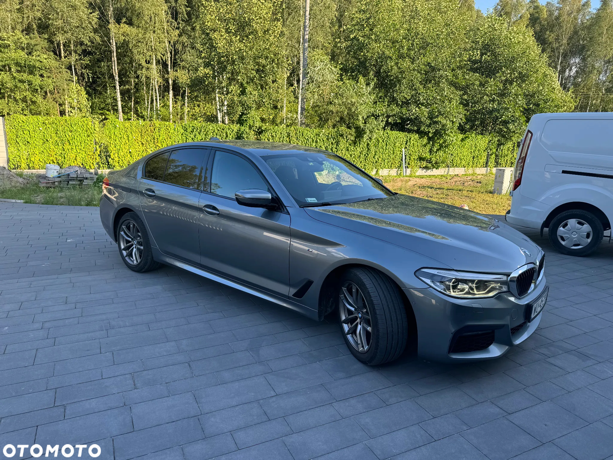 BMW Seria 5 520d xDrive - 2