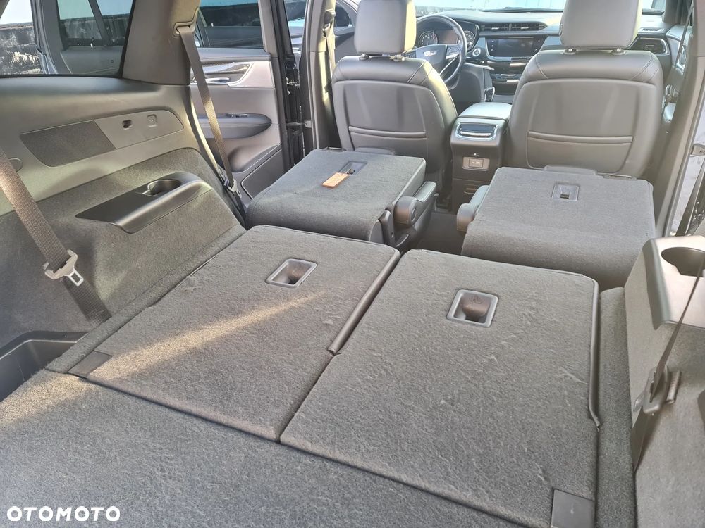 Cadillac XT6 - 24