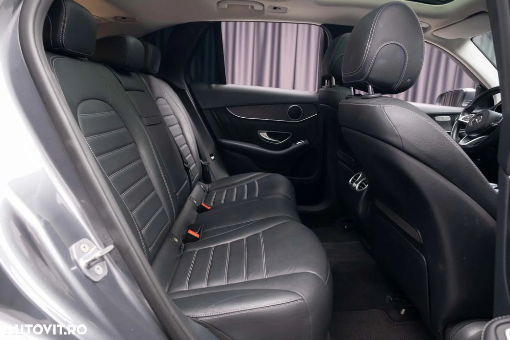 Mercedes-Benz GLC 250 d 4MATIC 9G-TRONIC AMG Line - 37