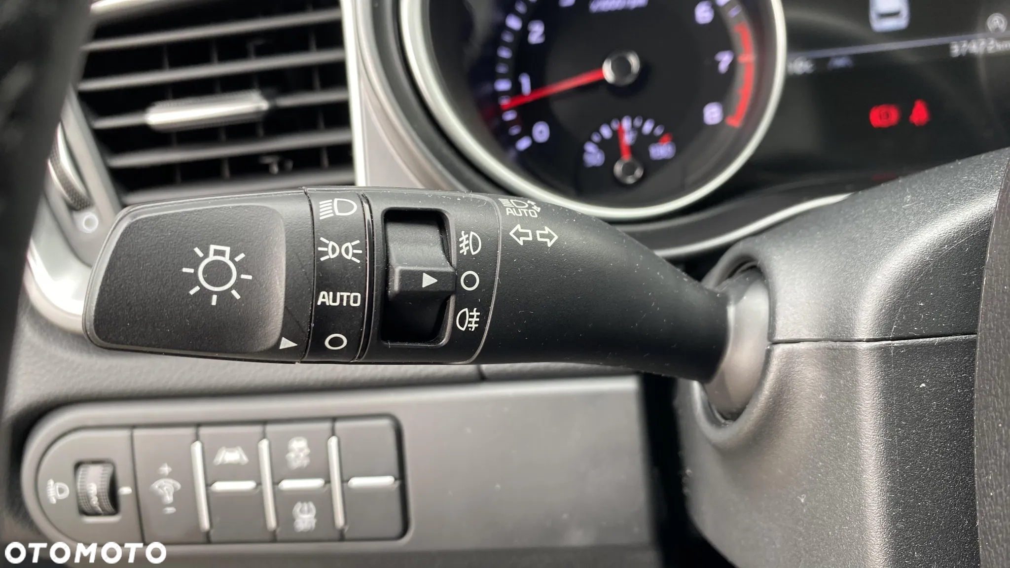 Kia Ceed 1.5 T-GDI M - 17