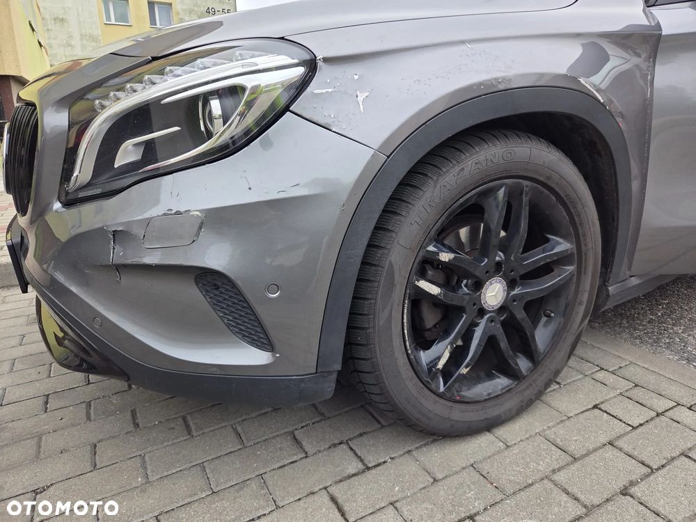 Mercedes-Benz GLA 200 7G-DCT Edition 1 - 6