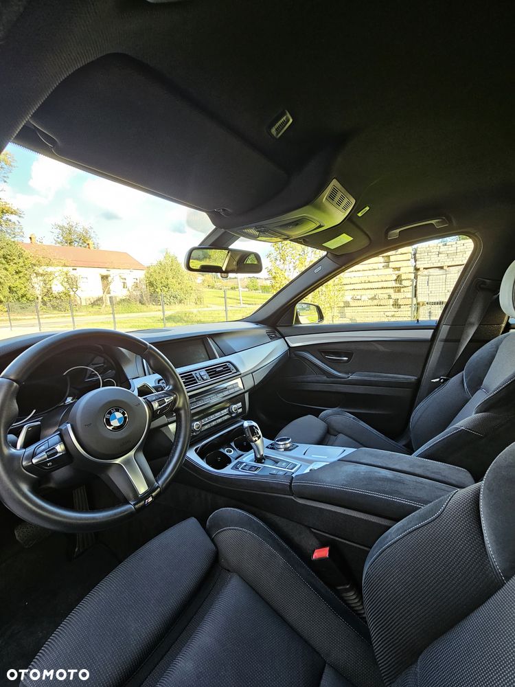 BMW Seria 5 520d xDrive - 9