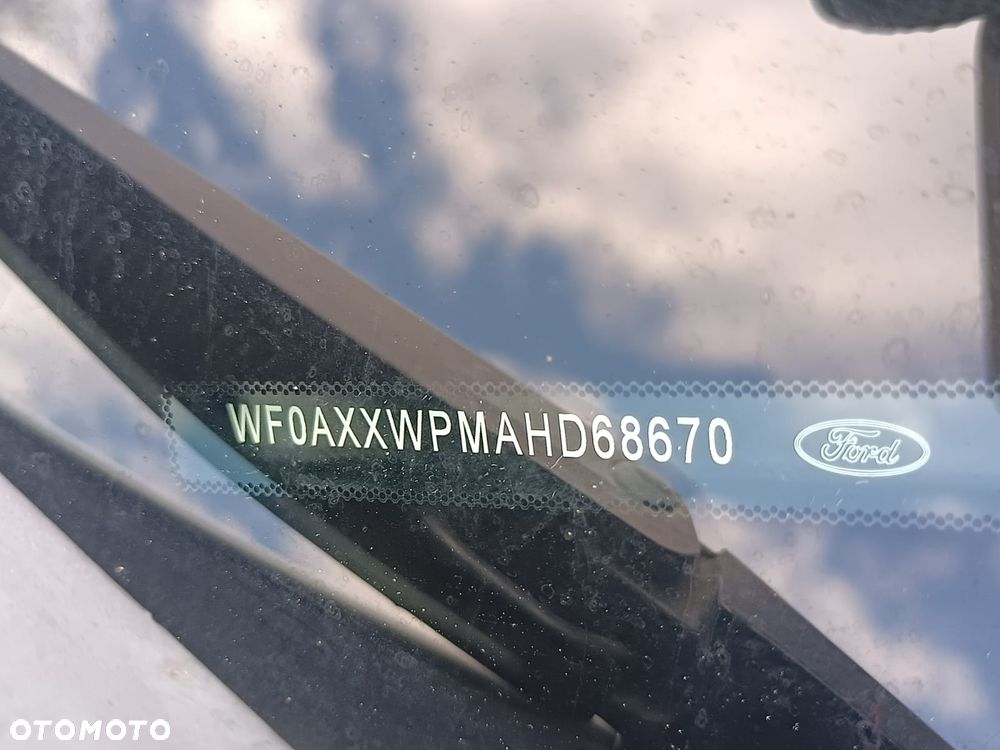 Ford Kuga 2.0 TDCi 4x2 ST-Line - 30