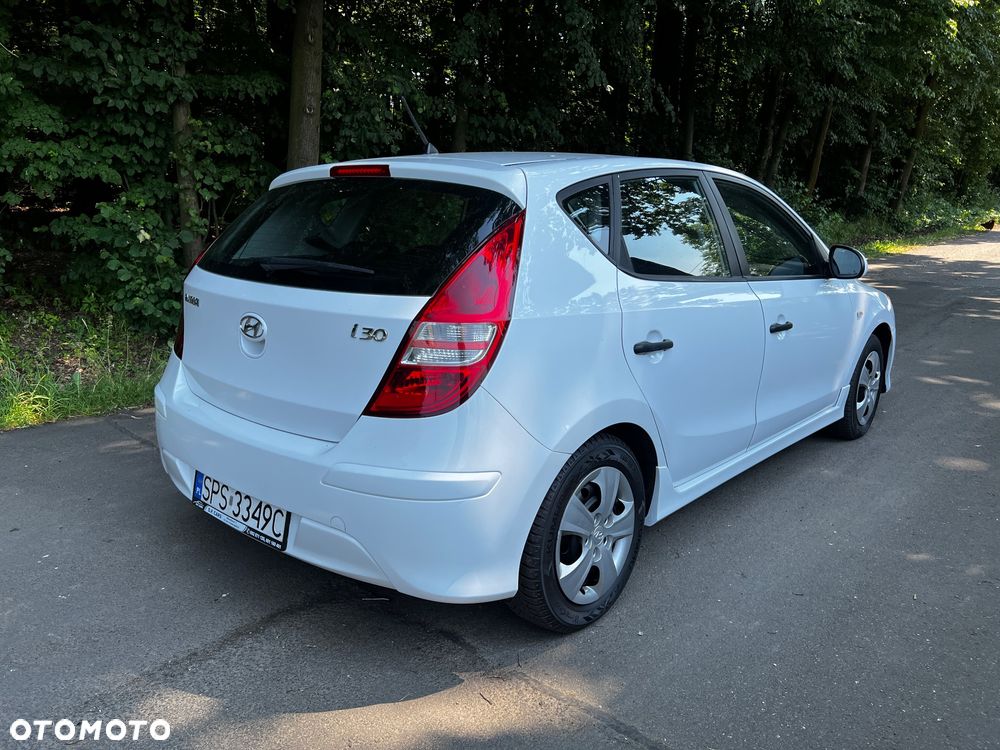 Hyundai i30 1.4 Base - 3