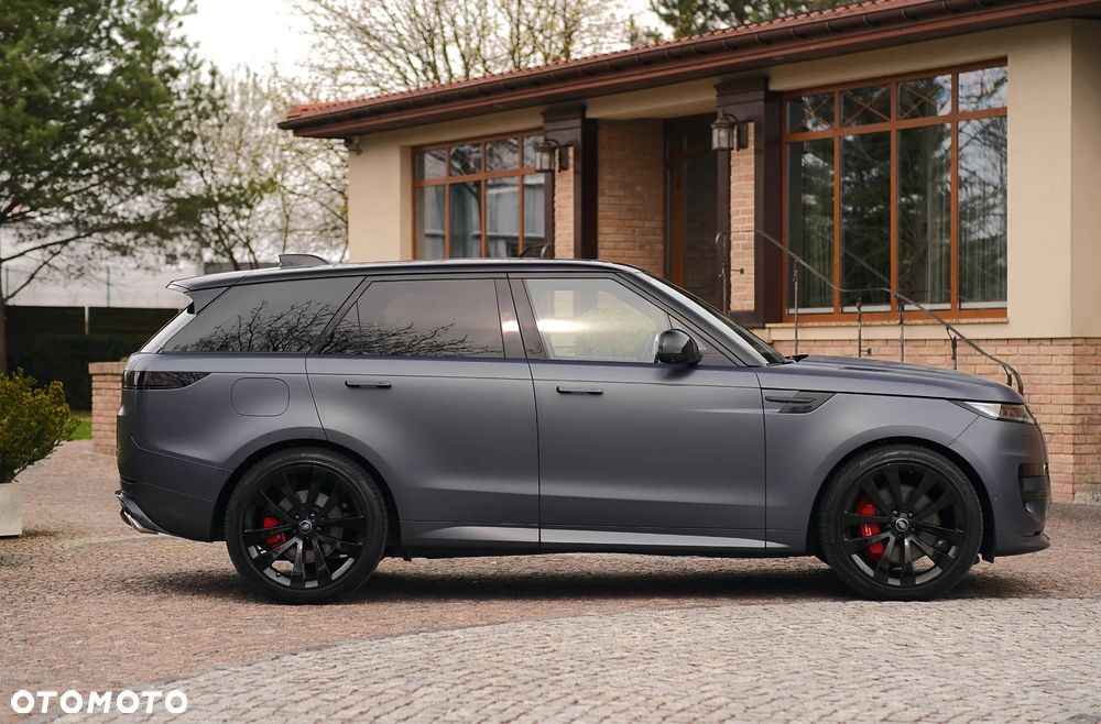 Land Rover Range Rover Sport S 4.4 V8 P530 First Edition - 8