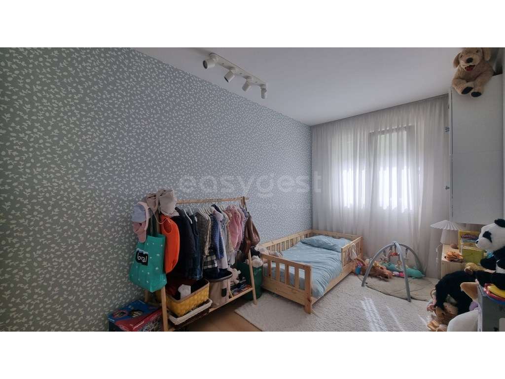 Apartamento T2 Totalmente Remodelado Junto a Benfica, 78m², Excelen... - Grande imagem: 3/15