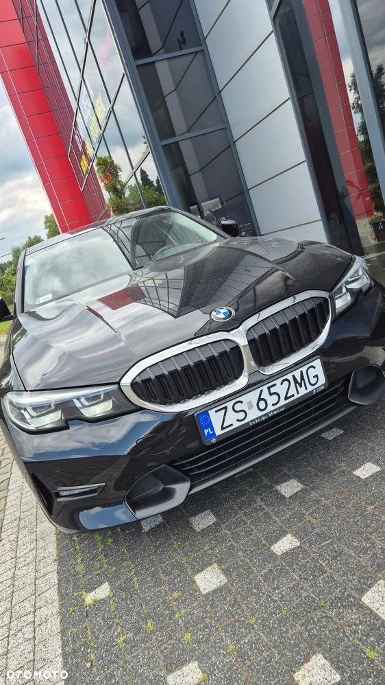 BMW Seria 3 318d Business Edition - 12