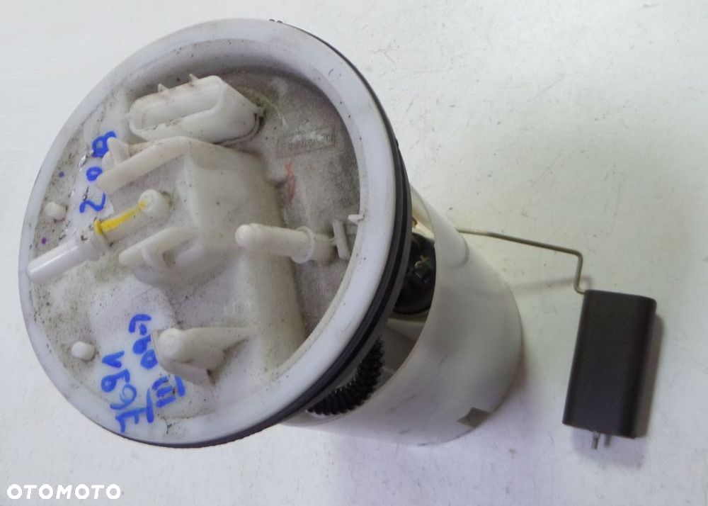 7690 POMPA POMPKA PALIWA KOSZ MAZDA 3 09-13 2.0 B - 1