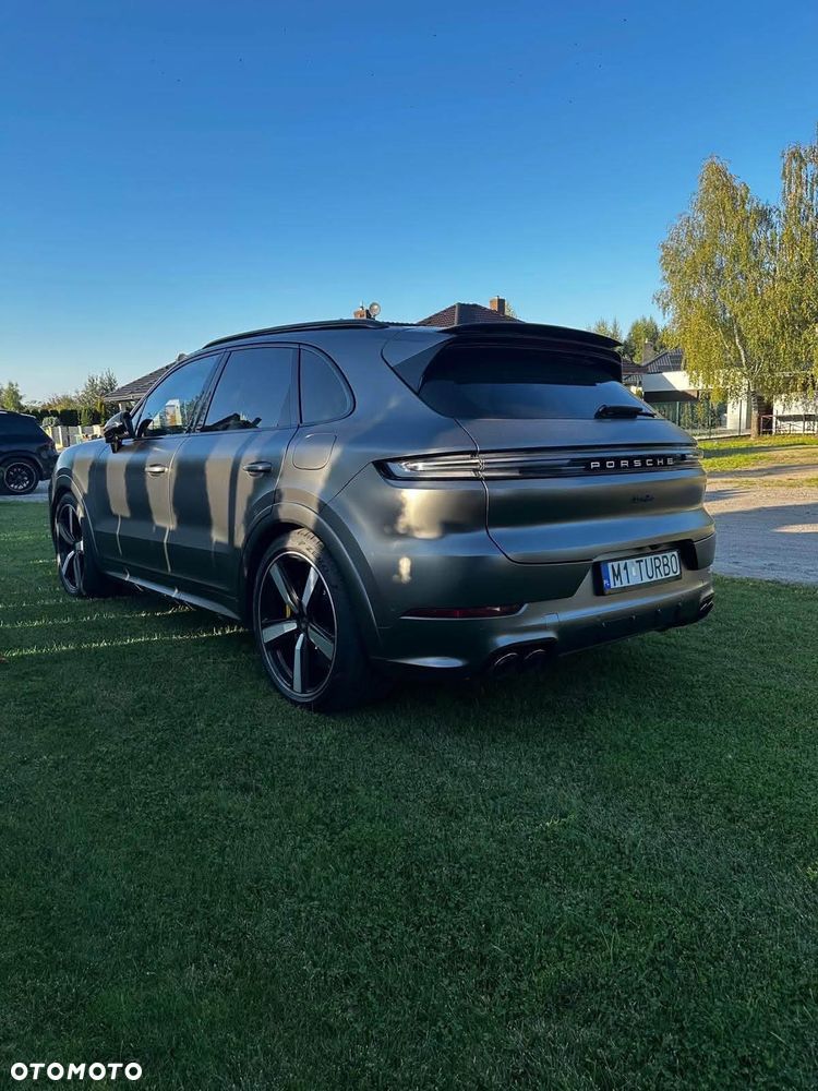 Porsche Cayenne Turbo GT - 1