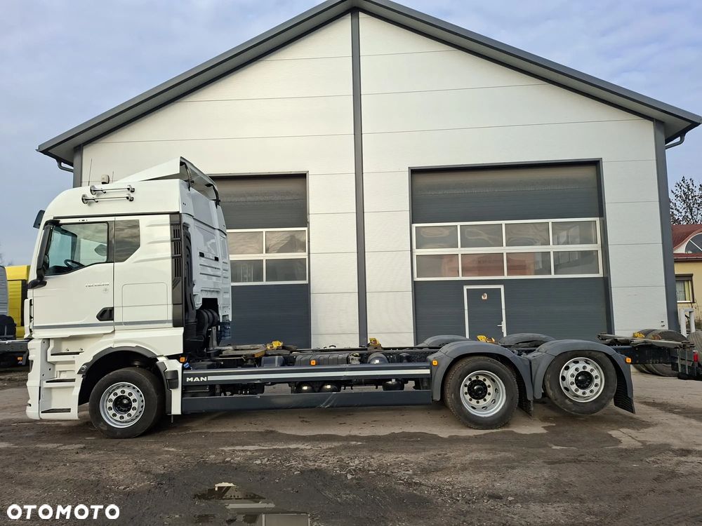 MAN TGX 26.510 oś skrętna do zabudowy - 1