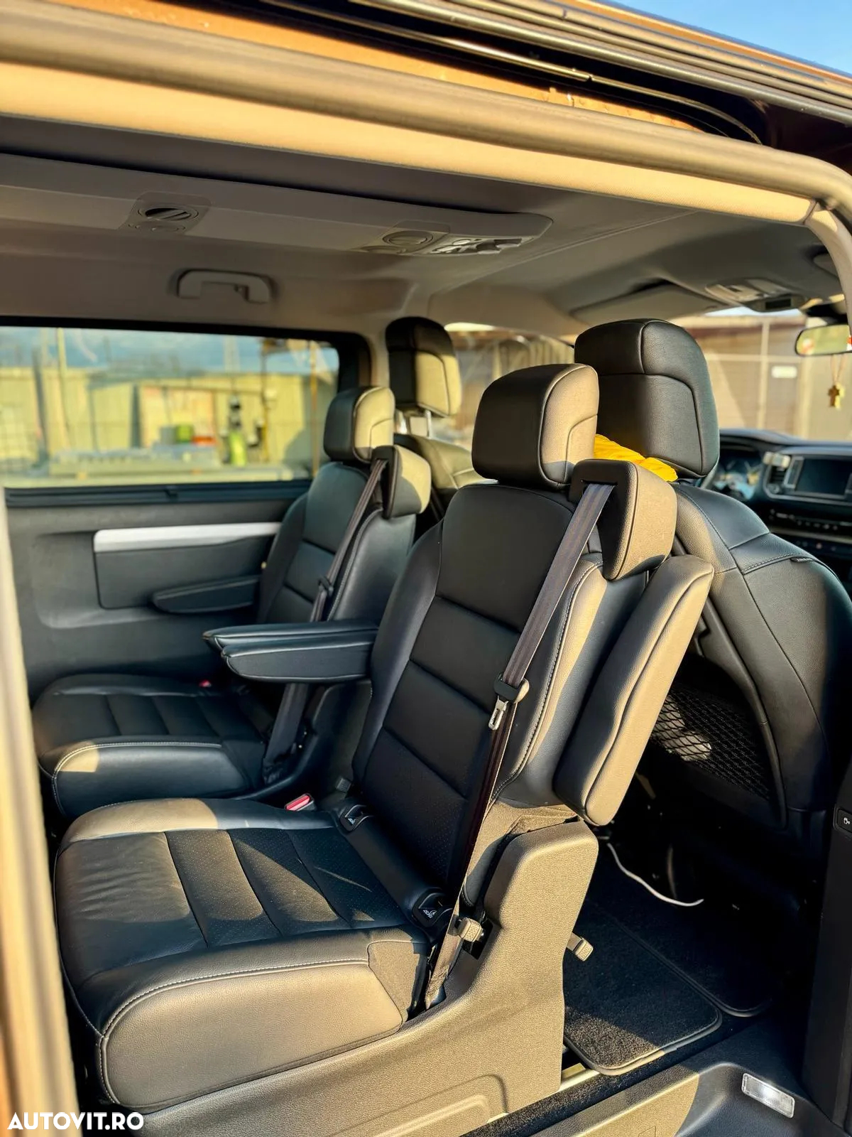 Toyota Proace Verso 2.0 D-4D 177CP 5+1 8A/T VIP+ - 12