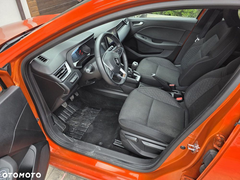 Renault Clio TCe 90 INTENS - 24