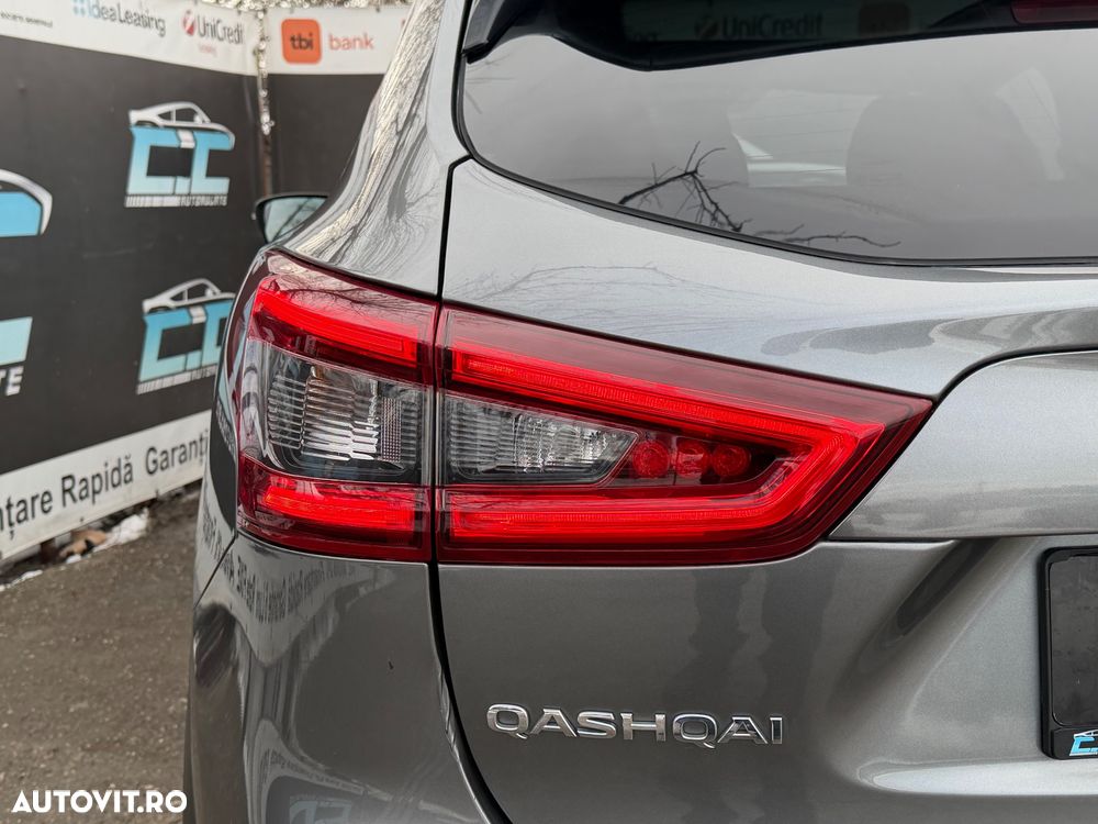 Nissan Qashqai 1.6 DCI Xtronic TEKNA+ - 33