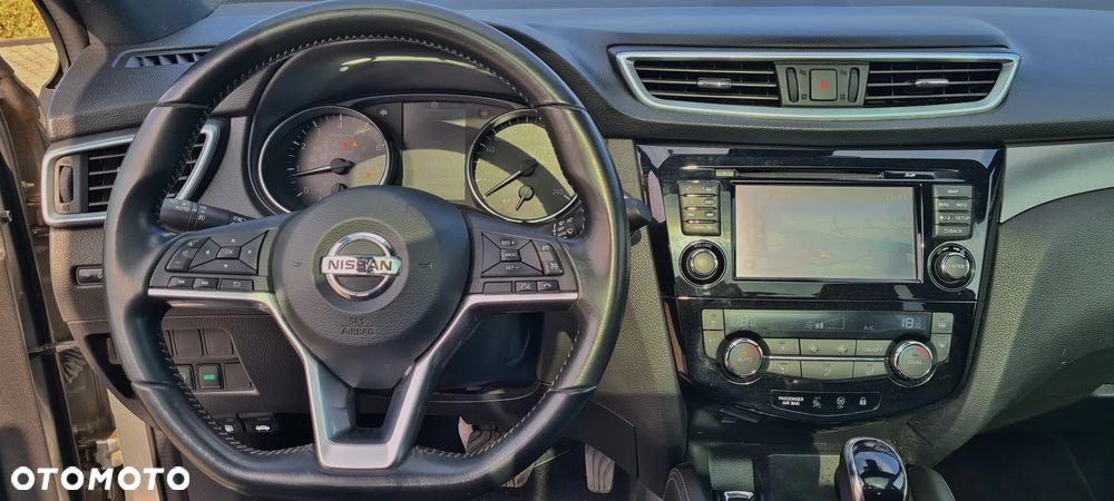 Nissan Qashqai - 12