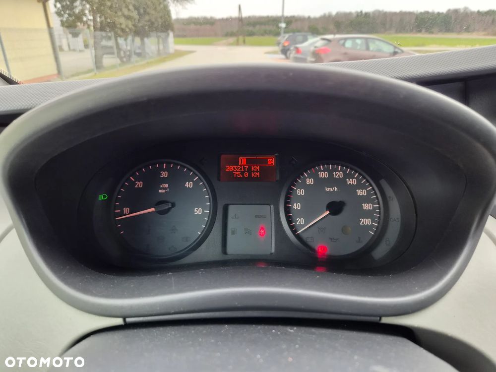 Opel Vivaro - 34