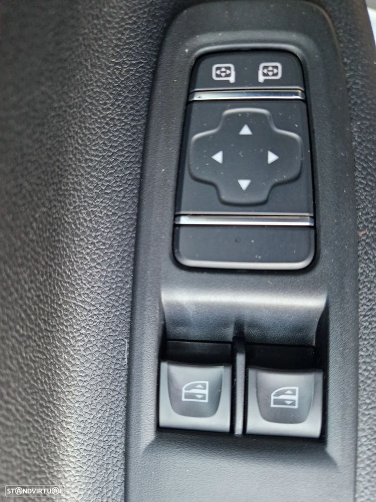 Renault Zoe (c/ Bateria) Zen 50 - 31