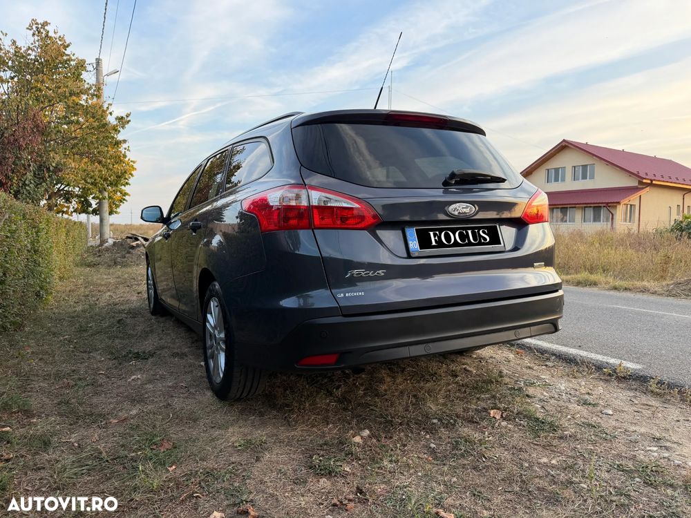 Ford Focus 2012 photo 5