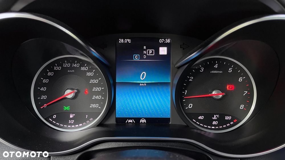 Mercedes-Benz GLC - 18