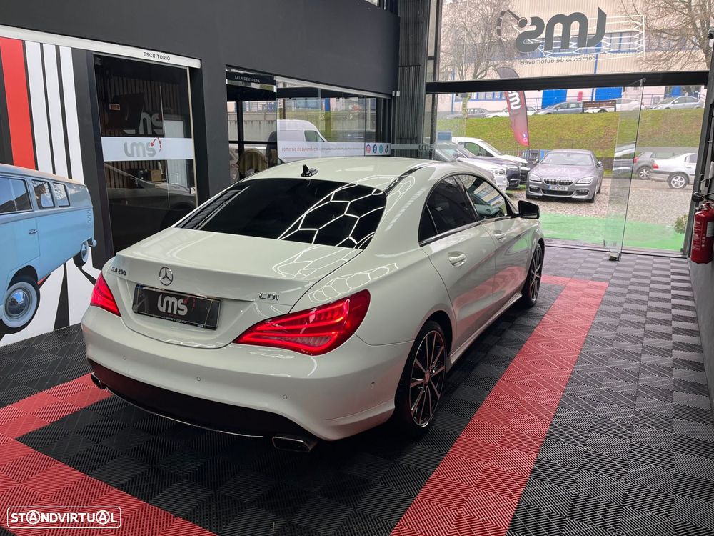 Mercedes-Benz CLA 200 CDI Urban - 6