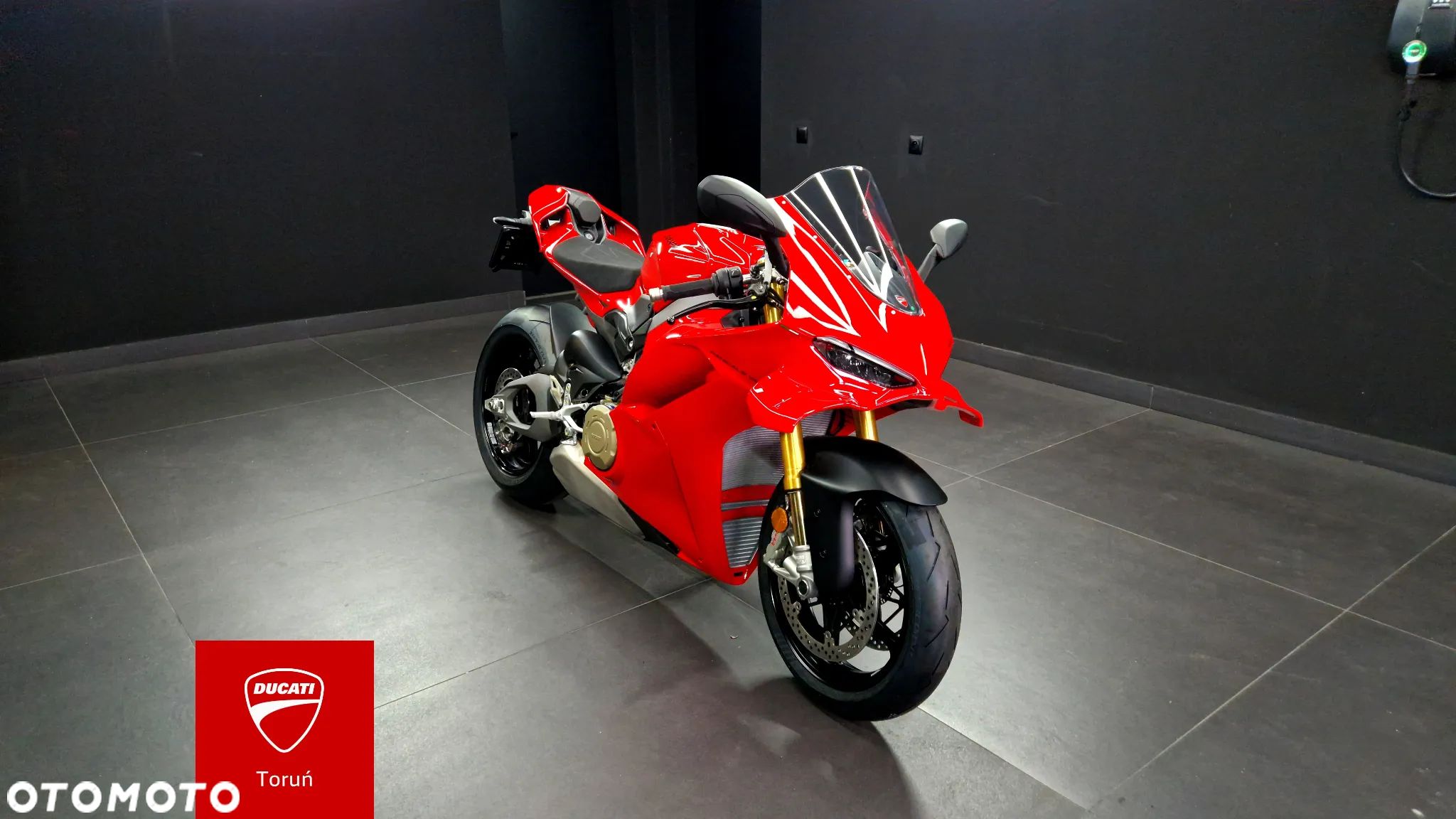 Ducati Panigale V4S - 1