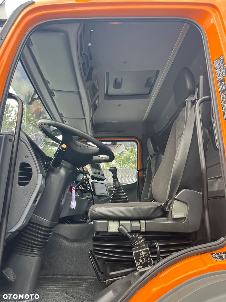Mercedes-Benz Axor 1829 Wywrotka 4x4 Napęd na Mostach 4x4  Na Wał Reduktor Biegi Terenowe Czolownica Hydraulika Boczna Klimatyzacja Webasto Manual Grzana szyba Pług Piaskarka Solarka Schnitd Stratos B50-36 - 27