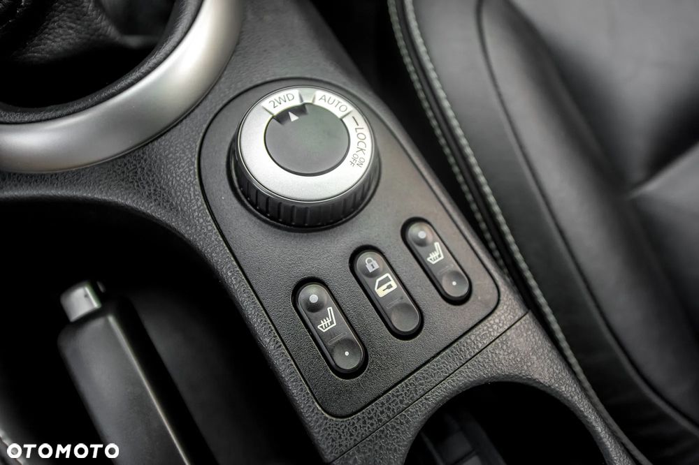 Nissan Qashqai 2.0 4x4 Tekna Premium - 37