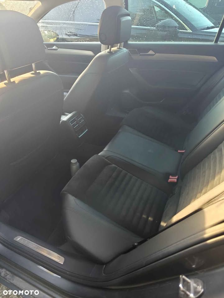 Volkswagen Passat 2.0 TDI BMT Highline DSG7 - 7
