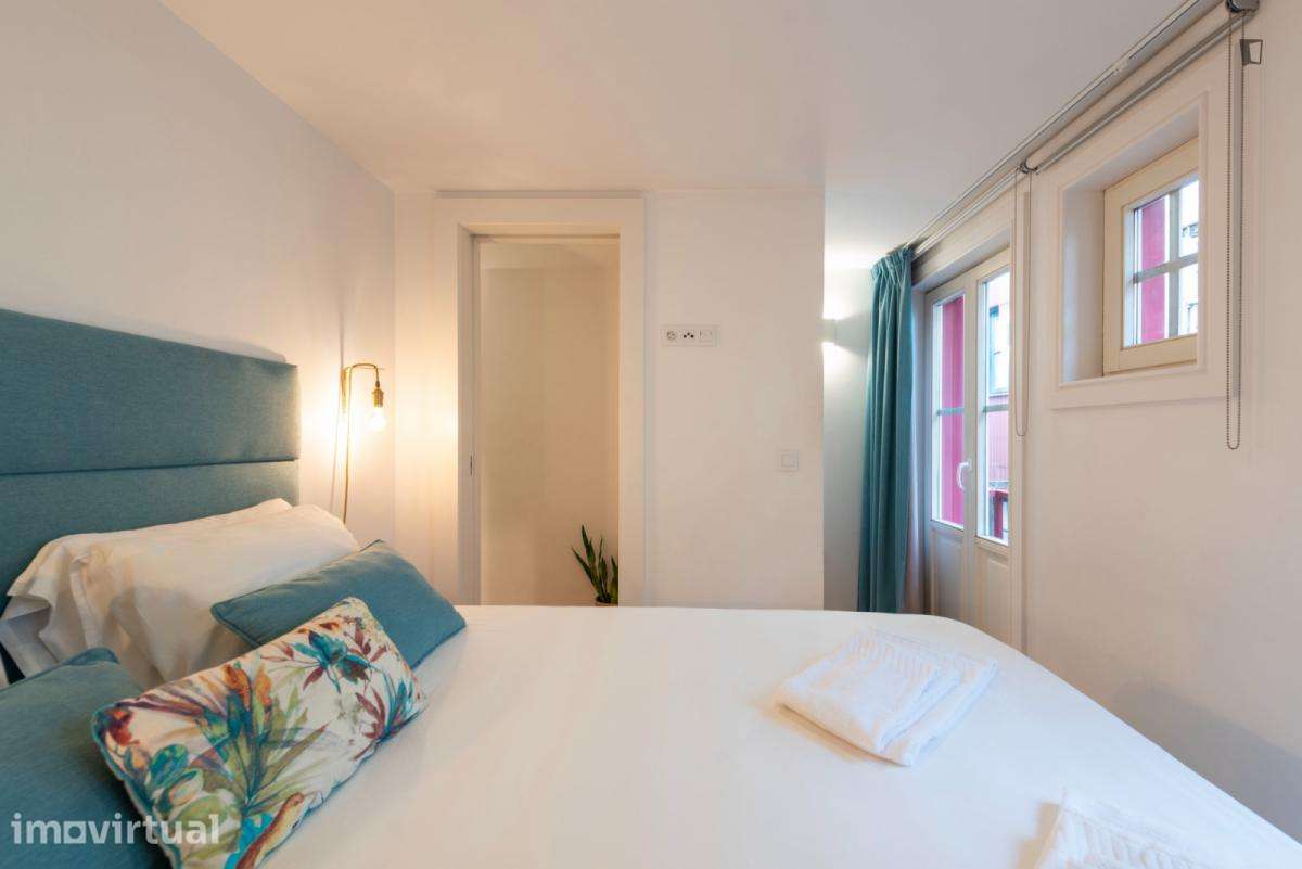 Apartamento com 2 quartos - localizado em Sé Porto - Grande imagem: 4/26