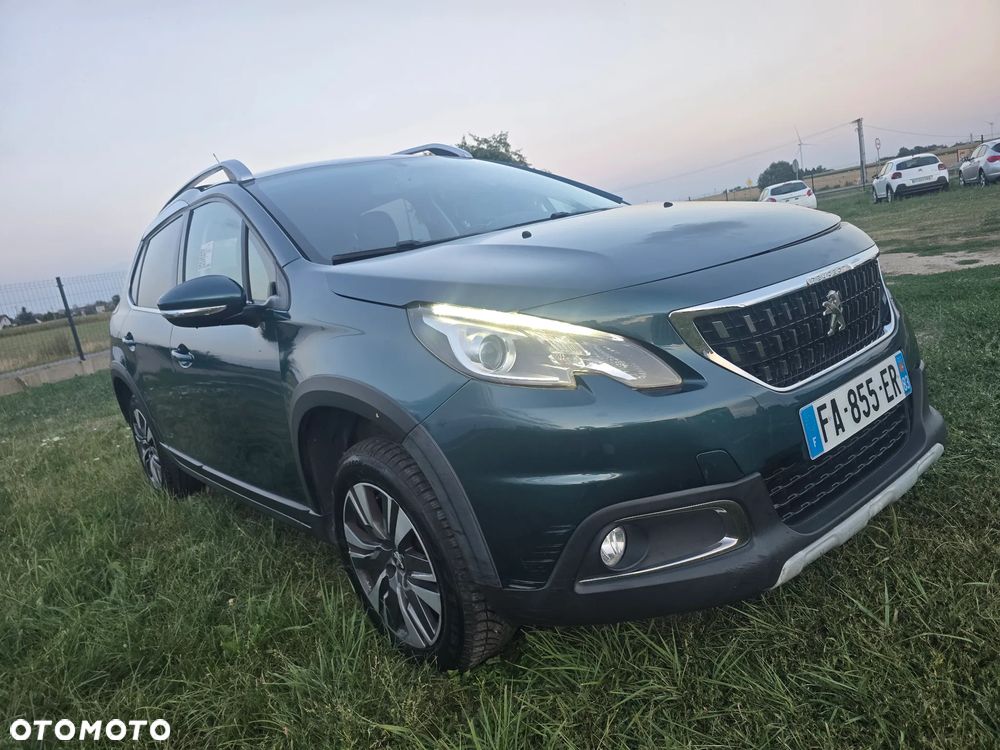 Peugeot 2008 1.5 BlueHDi Allure S&S - 8