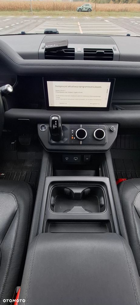 Land Rover Defender 3.0 D250 mHEV X-Dynamic S - 8