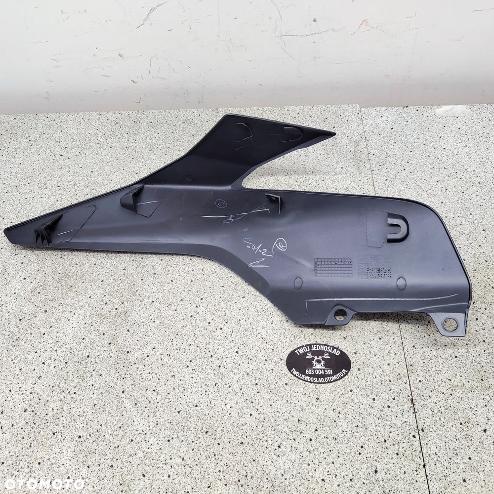 Owiewka, osłona, bok, boczek KTM 125 390 Duke - 13