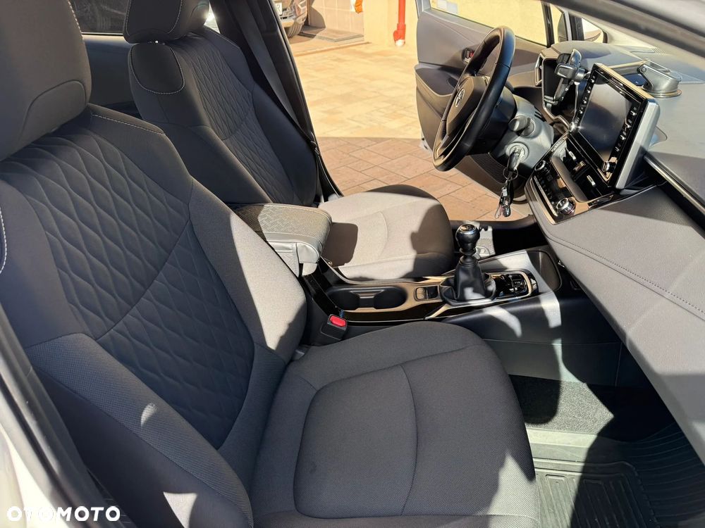 Toyota Corolla 1.6 Comfort - 11