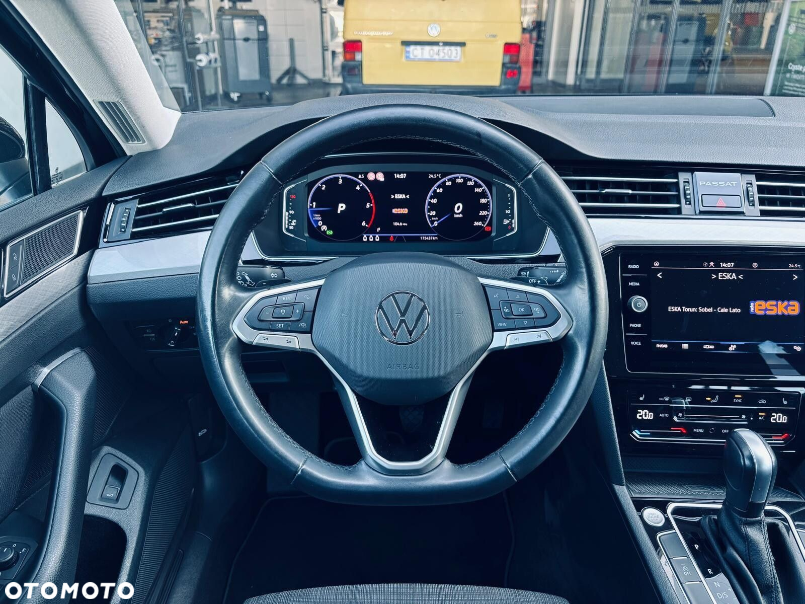 Volkswagen Passat 2.0 TDI Business DSG - 20
