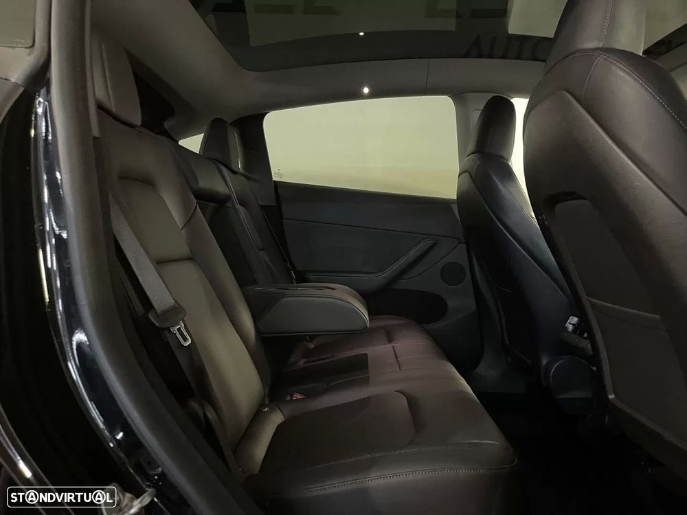 Tesla Model Y Long Range Tração Integral - 19