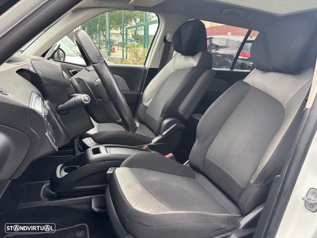 Citroën C4 Grand Picasso 1.6 e-HDi Exclusive ETG6 - 17