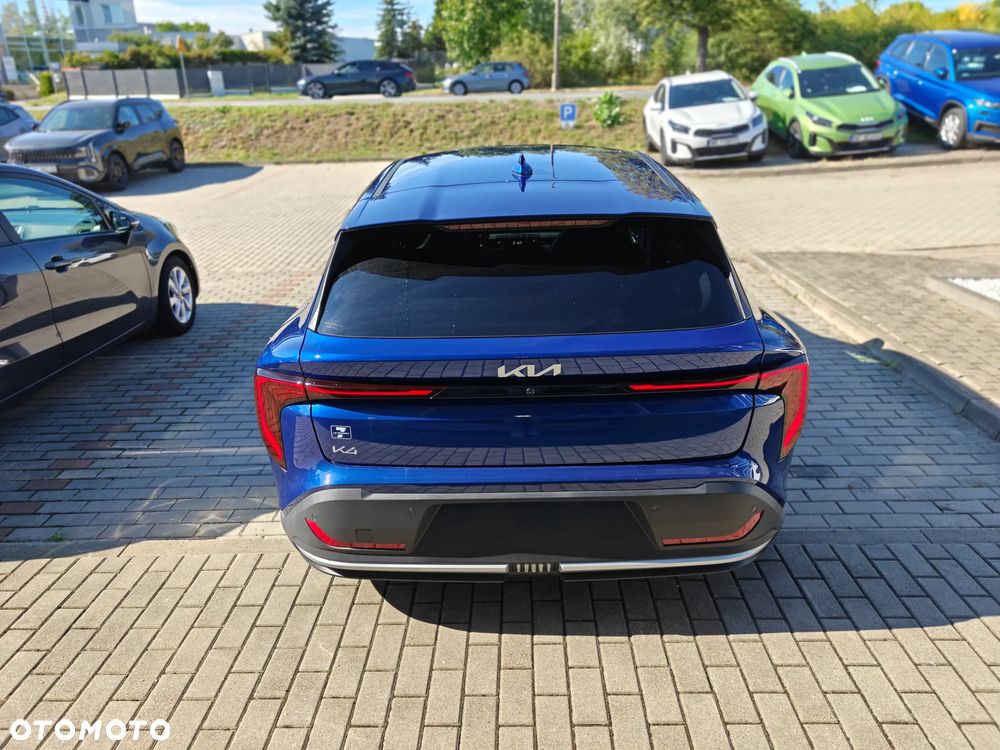 Kia K4 - 10