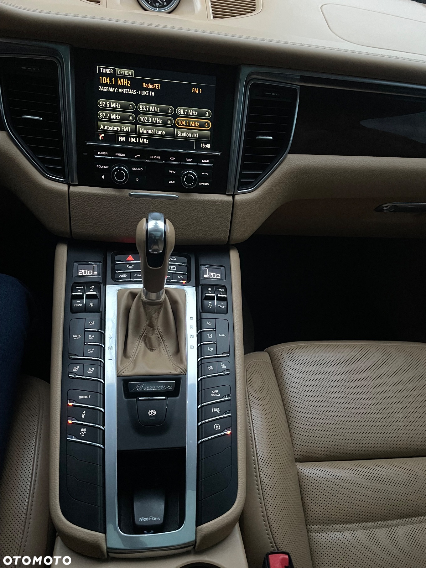 Porsche Macan Turbo PDK - 19