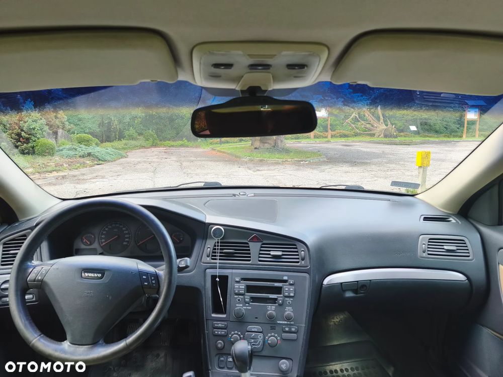 Volvo S60 2.4 D5 - 5
